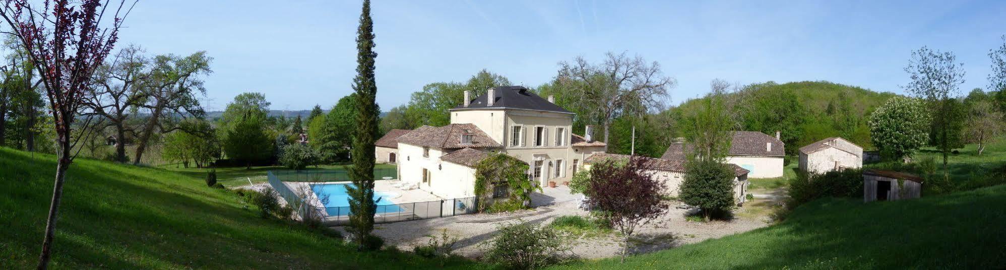 Aux Trois Fontaines Bed and Breakfast Eynesse Exterior foto