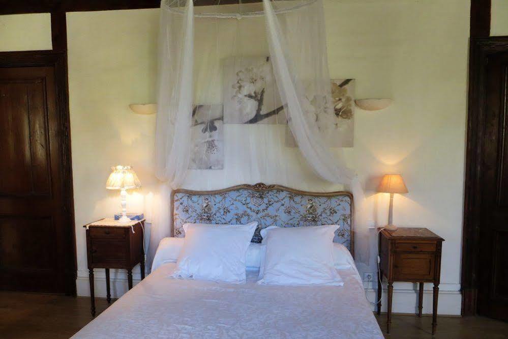 Aux Trois Fontaines Bed and Breakfast Eynesse Exterior foto