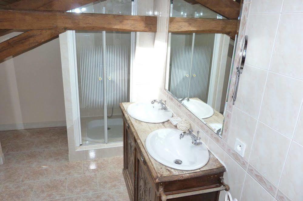 Aux Trois Fontaines Bed and Breakfast Eynesse Exterior foto