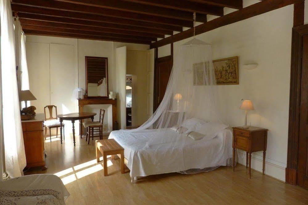 Aux Trois Fontaines Bed and Breakfast Eynesse Exterior foto