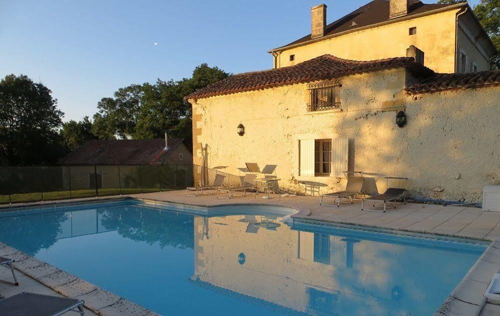 Aux Trois Fontaines Bed and Breakfast Eynesse Exterior foto