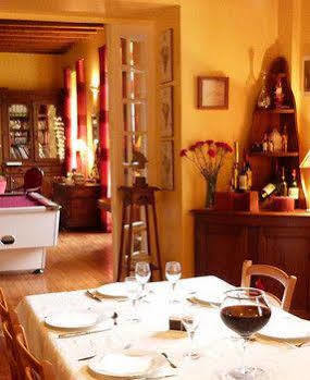 Aux Trois Fontaines Bed and Breakfast Eynesse Exterior foto